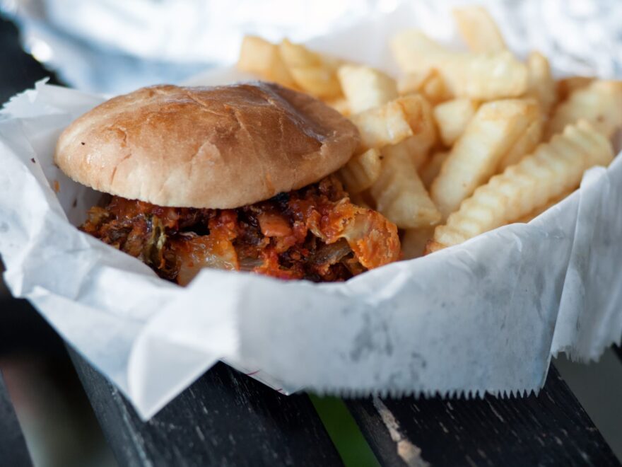 burger-und-pommes-fast-food